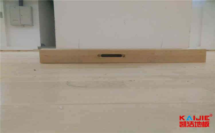 室內專用實木運動地板日常護理細則